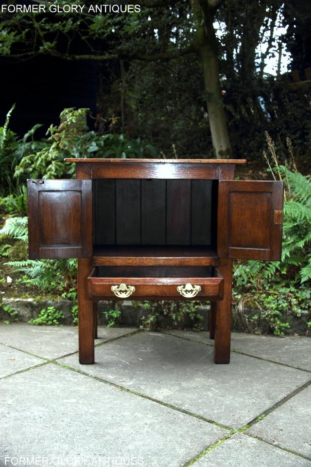 Image 25 of TITCHMARSH & GOODWIN SOLID OAK CABINET CUPBOARD HALL TABLE