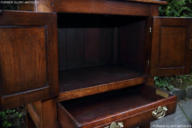 Image 27 of TITCHMARSH & GOODWIN SOLID OAK CABINET CUPBOARD HALL TABLE