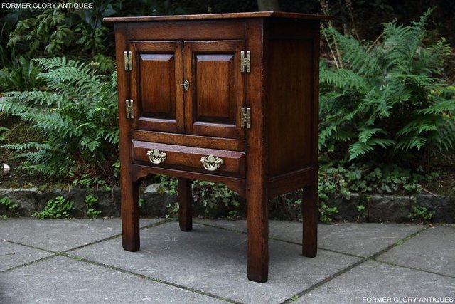 Image 55 of TITCHMARSH & GOODWIN SOLID OAK CABINET CUPBOARD HALL TABLE