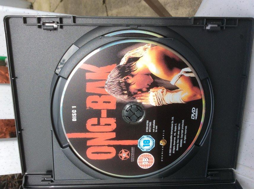 Preview of the first image of Tony Jaa in Onk-Bak 2 Disc special  Edition DVD.