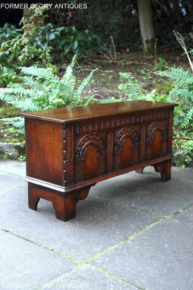 Image 11 of A TITCHMARSH & GOODWIN OAK BLANKET TOY LOG BOX CHEST COFFER