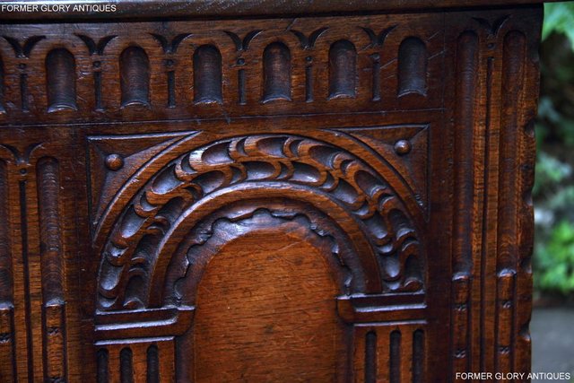 Image 33 of A TITCHMARSH & GOODWIN OAK BLANKET TOY LOG BOX CHEST COFFER