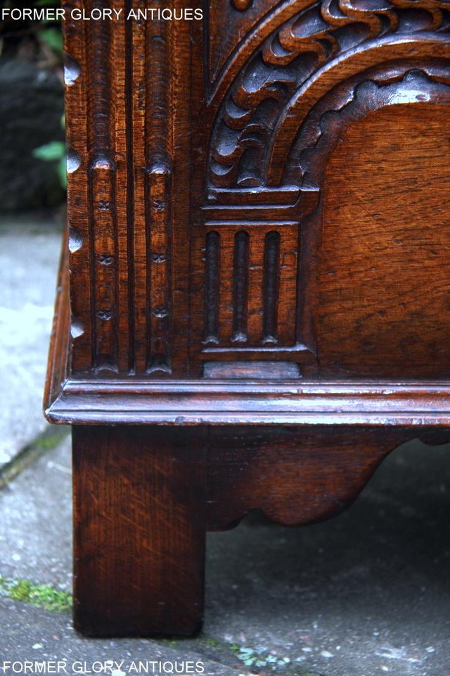 Image 45 of A TITCHMARSH & GOODWIN OAK BLANKET TOY LOG BOX CHEST COFFER