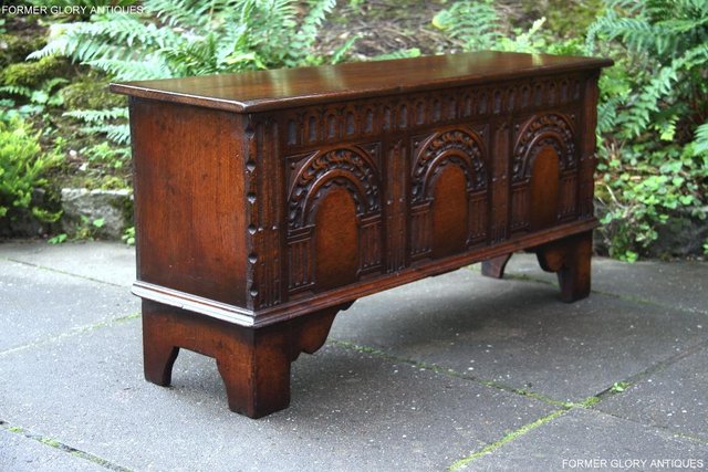 Image 100 of A TITCHMARSH & GOODWIN OAK BLANKET TOY LOG BOX CHEST COFFER