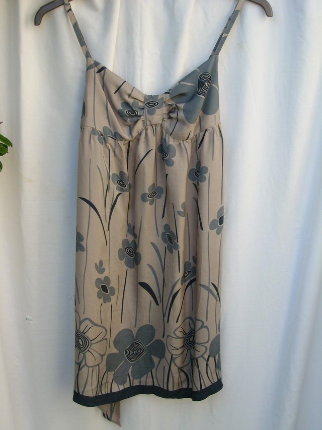 Preview of the first image of TOPSHOP Beige/Grey Print Dress–Size 10.