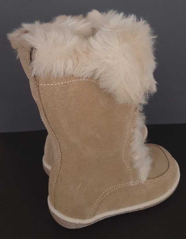 Image 3 of Bnwot Baby girls Suede Fur Lined Boots By Next - Sz 3