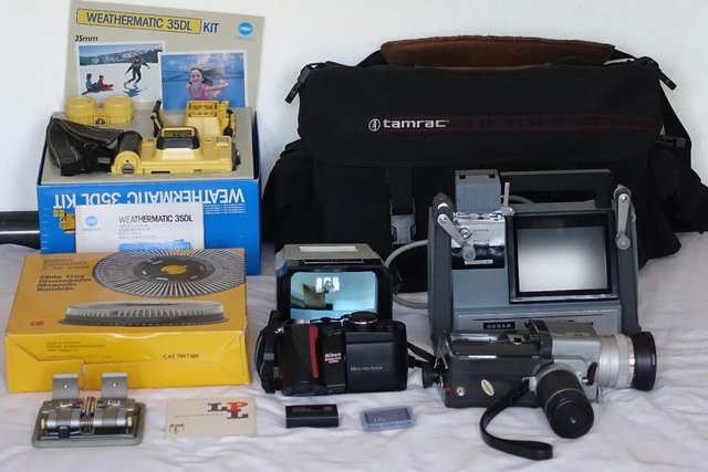 Image 3 of Photography equipment: cameras, lenses, developing, etc.