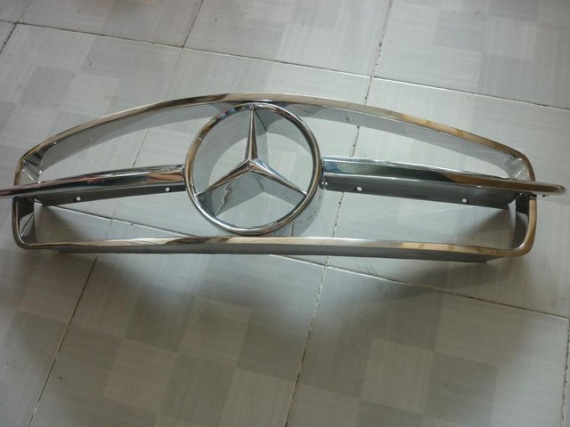 Image 3 of Mercedes Benz 190SL Stainless Steel Grill