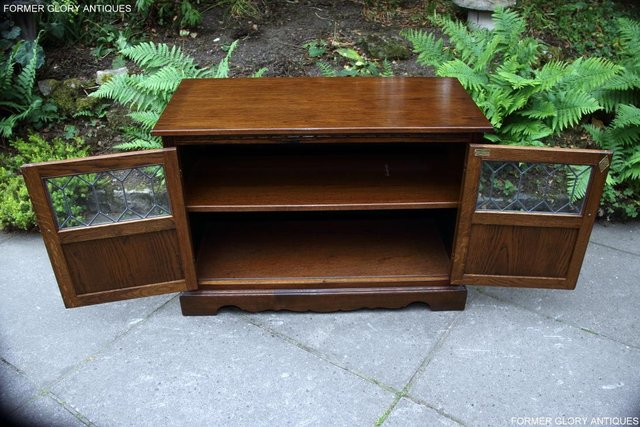 Image 5 of 2 OLD CHARM LIGHT OAK TV HI FI DVD CD STAND TABLE CABINETS