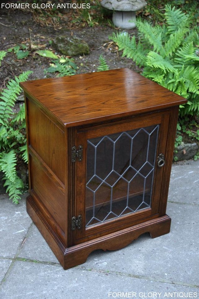 Image 11 of 2 OLD CHARM LIGHT OAK TV HI FI DVD CD STAND TABLE CABINETS