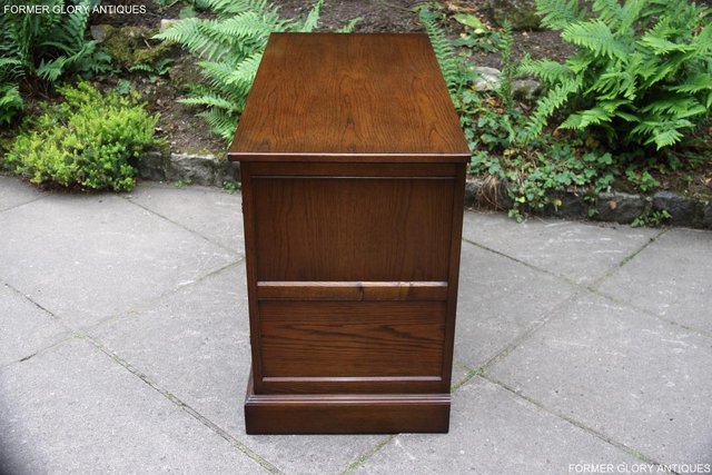 Image 20 of 2 OLD CHARM LIGHT OAK TV HI FI DVD CD STAND TABLE CABINETS