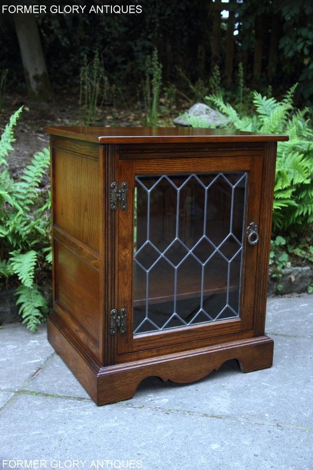 Image 31 of 2 OLD CHARM LIGHT OAK TV HI FI DVD CD STAND TABLE CABINETS