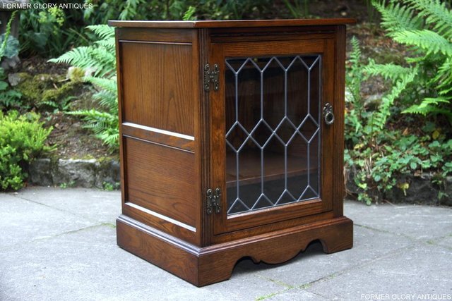 Image 51 of 2 OLD CHARM LIGHT OAK TV HI FI DVD CD STAND TABLE CABINETS
