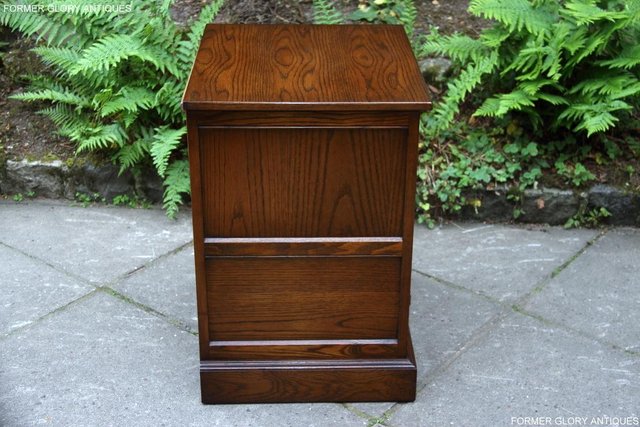 Image 59 of 2 OLD CHARM LIGHT OAK TV HI FI DVD CD STAND TABLE CABINETS