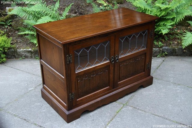 Image 65 of 2 OLD CHARM LIGHT OAK TV HI FI DVD CD STAND TABLE CABINETS