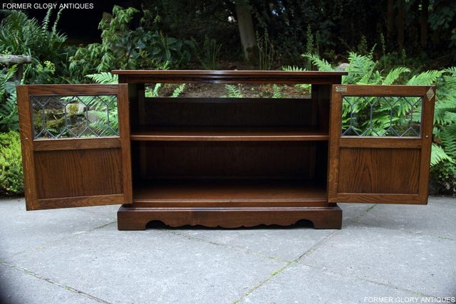 Image 89 of 2 OLD CHARM LIGHT OAK TV HI FI DVD CD STAND TABLE CABINETS