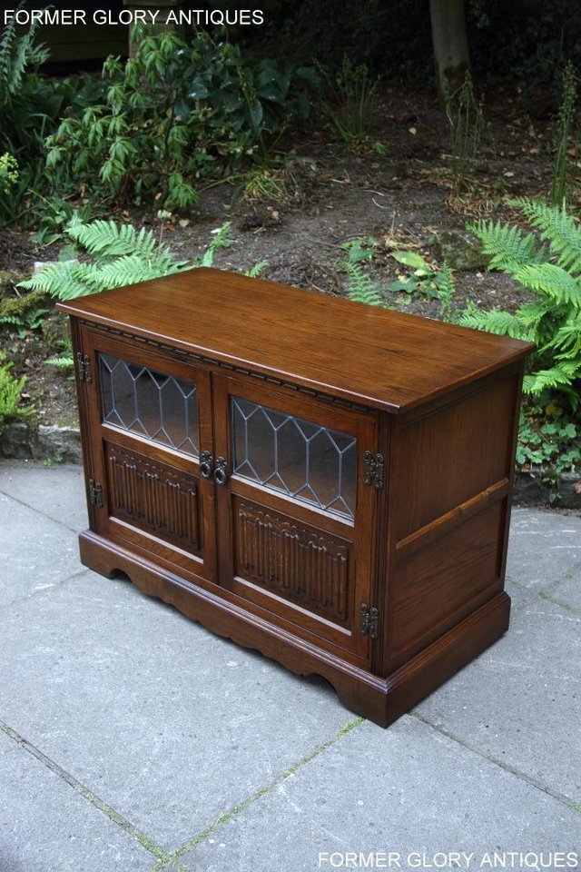 Image 116 of 2 OLD CHARM LIGHT OAK TV HI FI DVD CD STAND TABLE CABINETS