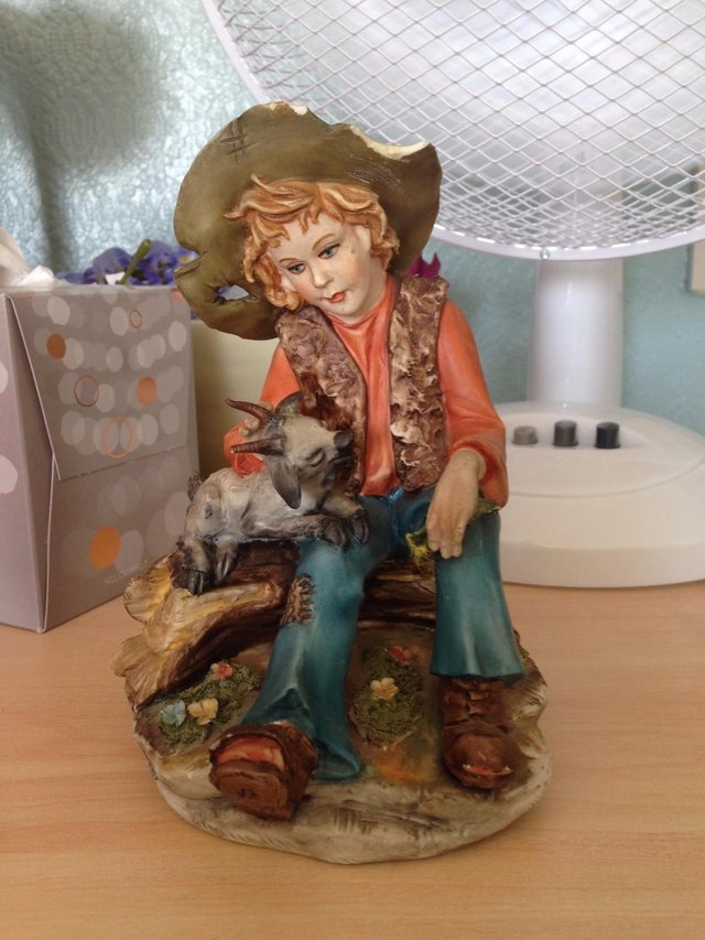 Preview of the first image of Vintage Capodimonte Figurine.