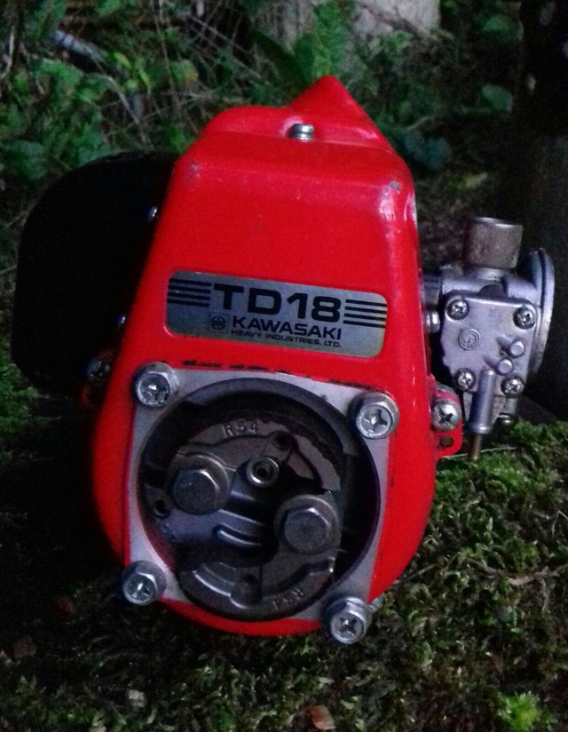 Image 2 of Kawasaki TD18 barrus tondu s180 motor