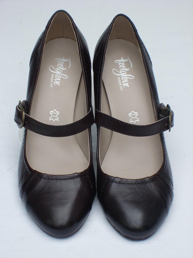 Preview of the first image of M&S FOOTGLOVE Leather Mary Jane Shoes – Size 6.5 - NEW.