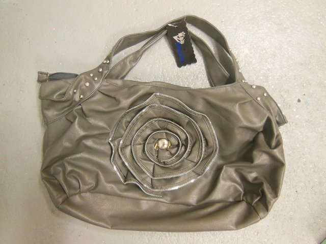 Preview of the first image of Ladies handbag.