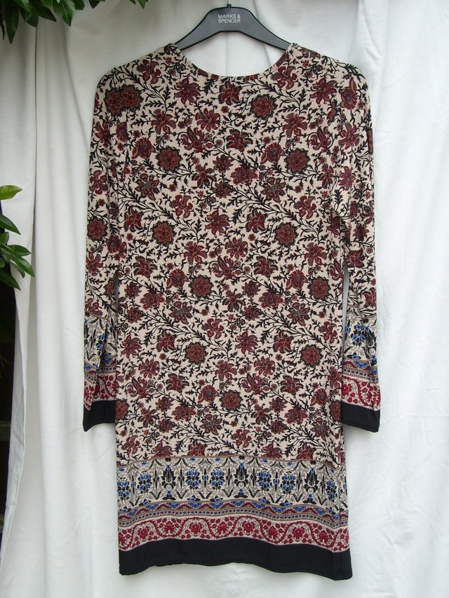 Image 3 of BOOHOO Red Print Shift Dress – Size 10