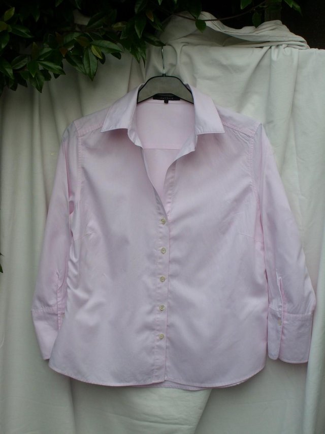 Preview of the first image of JAEGER Classic Pink Cotton Shirt Top – Size 12.