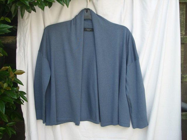 Preview of the first image of MAX MARA WEEKEND Blue Silk Mix Jacket Top – Size 10 (M).