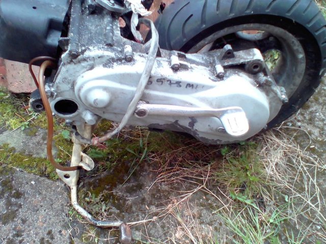 Preview of the first image of VESPA ET 2 2001 Engine spares repairs.