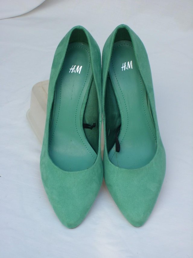 Image 2 of H&M Faux Suede Green Shoes – Size5/38 NEW