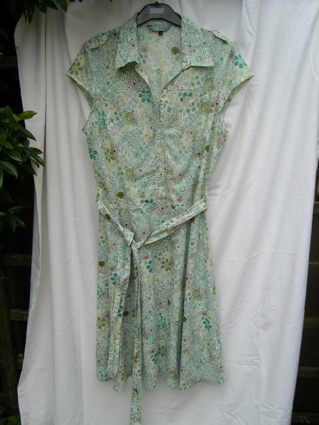Preview of the first image of RED HERRING Green Print Shirt Dress – Size 16.