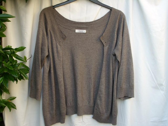 Preview of the first image of COMPTOIR DES COTTONNIERS Brown Cardi Top–Size 10 (M).