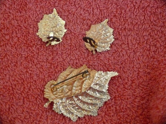 Image 3 of Autumn Leaf shaped broach and matching clip on earrings