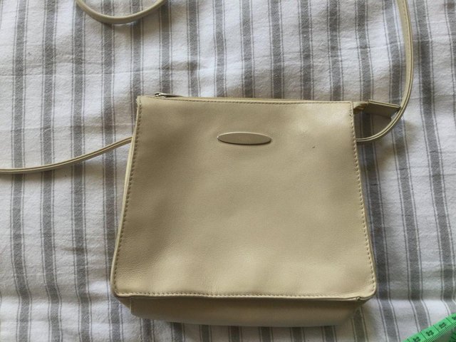 Image 2 of Authentic TULA (Radley)Cream Small Across Body Bag