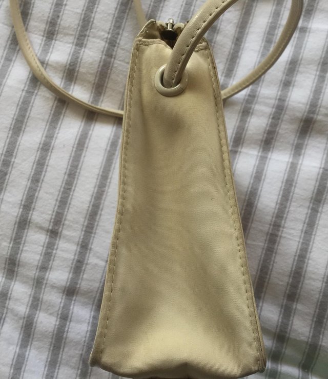 Image 7 of Authentic TULA (Radley)Cream Small Across Body Bag