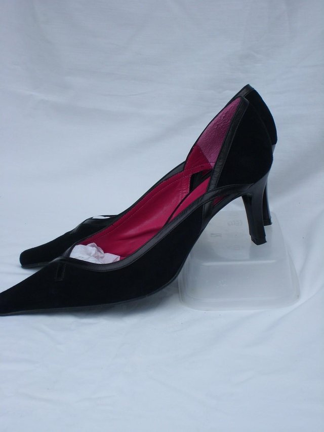 Image 2 of CAPOLLINI  Black Suede Court Shoes – Size 8/41