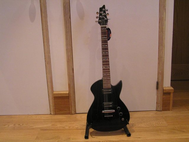 Preview of the first image of 2007 Ibanez ADC 120 (Arondite series) EFFECTIVELY NEW.