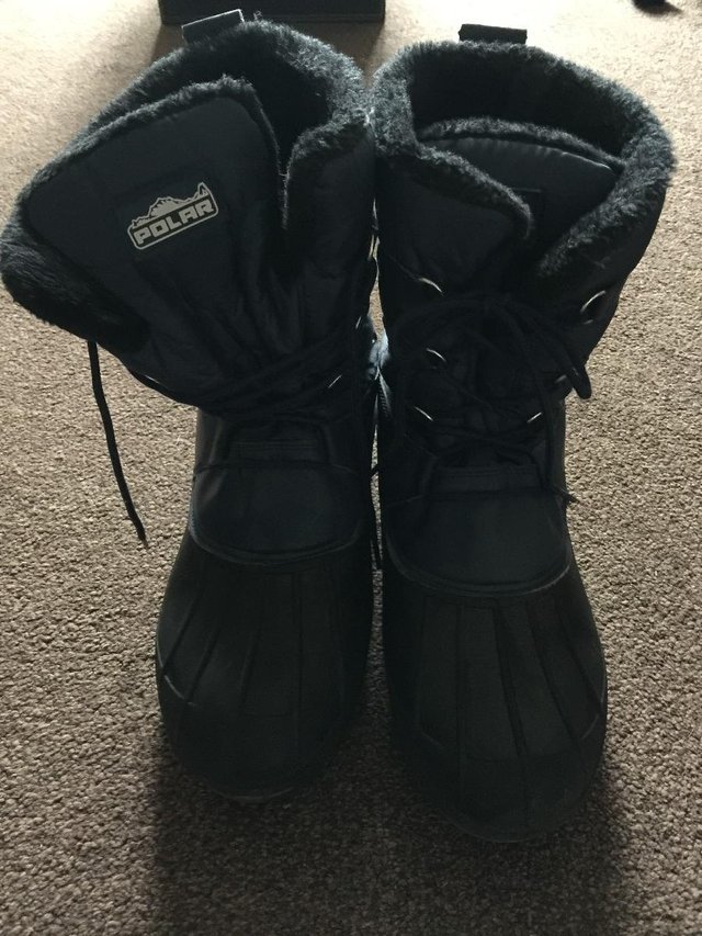 Image 3 of Mens snow boots size 12