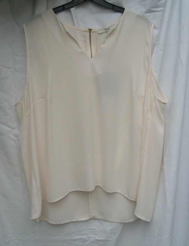 Preview of the first image of NEXT Cream Sleeveless Top – Size 22 NEW WITH TAGS.