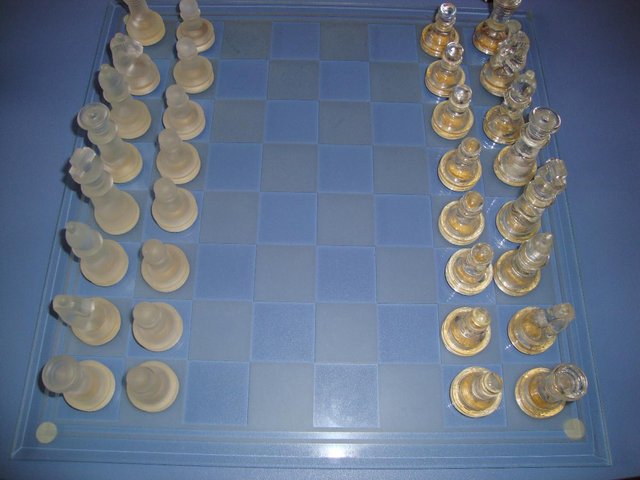 Preview of the first image of CHESS SET with board (GLASS).