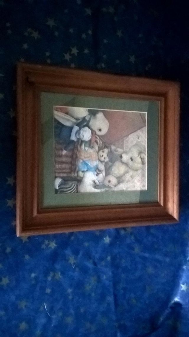 Image 2 of Jane Hissey's Old Bear and Friends framed(pine) pictures