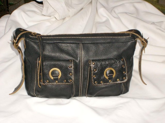 Preview of the first image of JANE SHILTON Black Leather Shoulder Handbag.