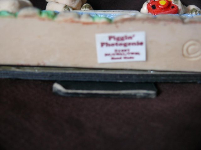 Preview of the first image of Piggin' Photogenic Photo Frame.