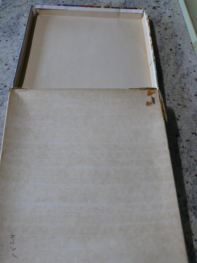 Image 2 of Irish Linen, Half Dozen 12" Napkins in original box unused