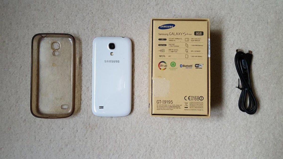Image 2 of Samsung Galaxy S 4 mini GT-19185 8GB
