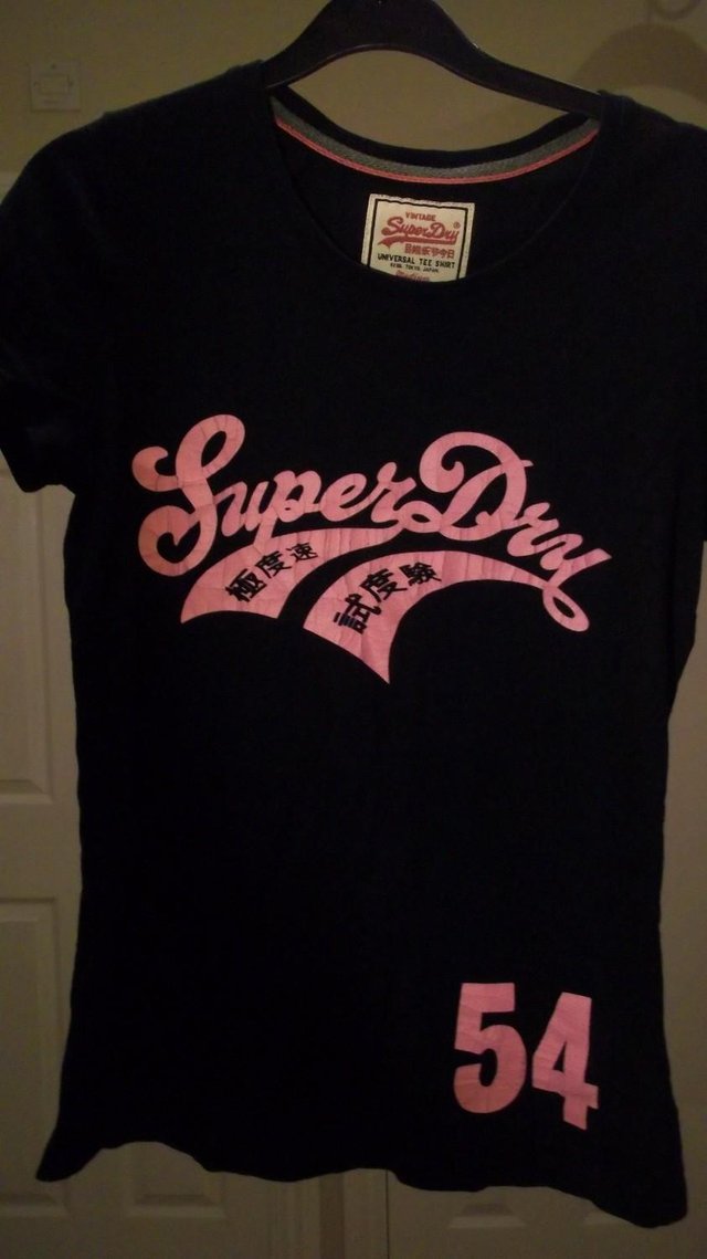 Preview of the first image of Superdry tokyo 54 tee shirt (genuine)- Size Medium.