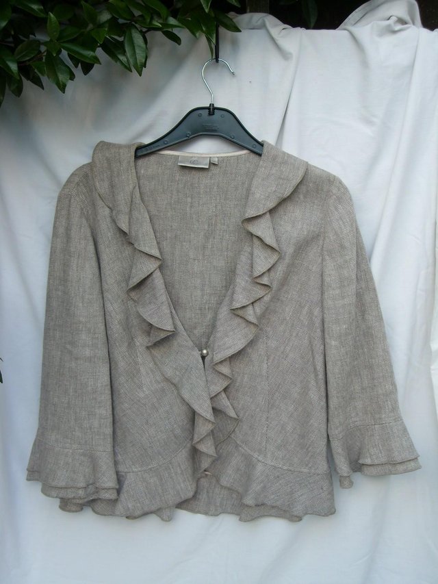 Preview of the first image of COUNTRY CASUALS Linen Mix Ruffle Jacket Top – Size 12.