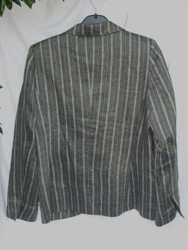 Image 2 of JORGINA Grey Striped Jacket – Size 16