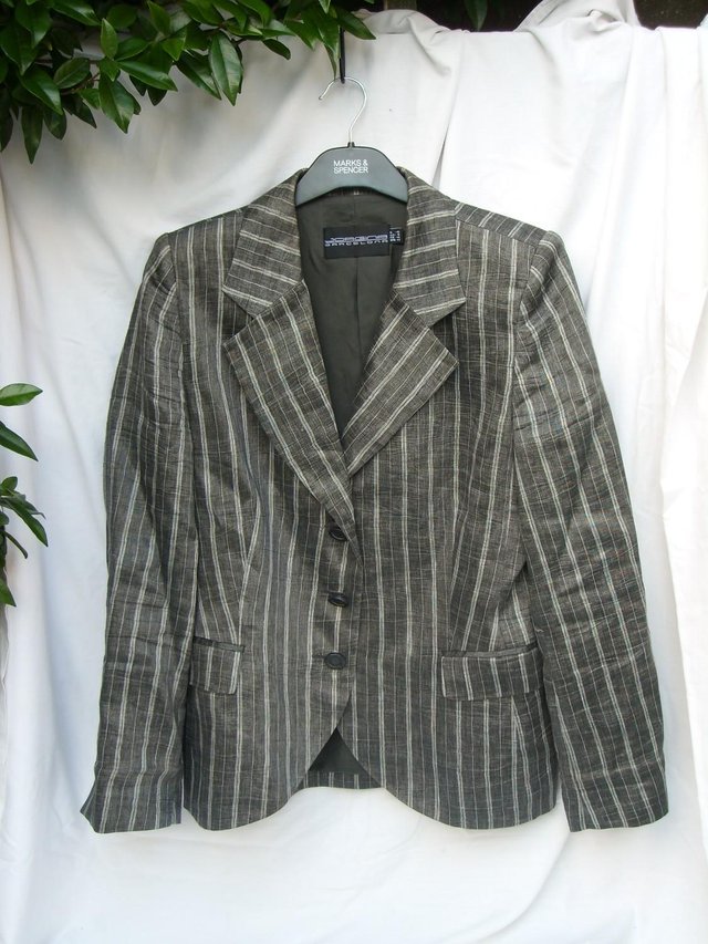 Preview of the first image of JORGINA Grey Striped Jacket – Size 16.