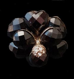 Image 2 of Lovely Black Diamante Daisy Ring.    BX19